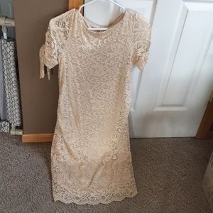 Cream colored Pinkblush Maternity Dress Size M